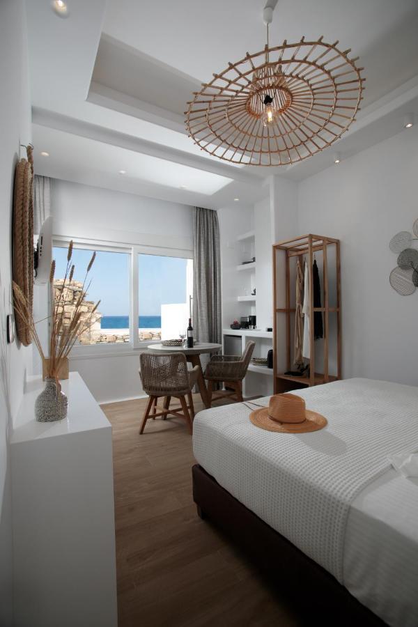 Hora Seaside Suites Naxos City Екстер'єр фото